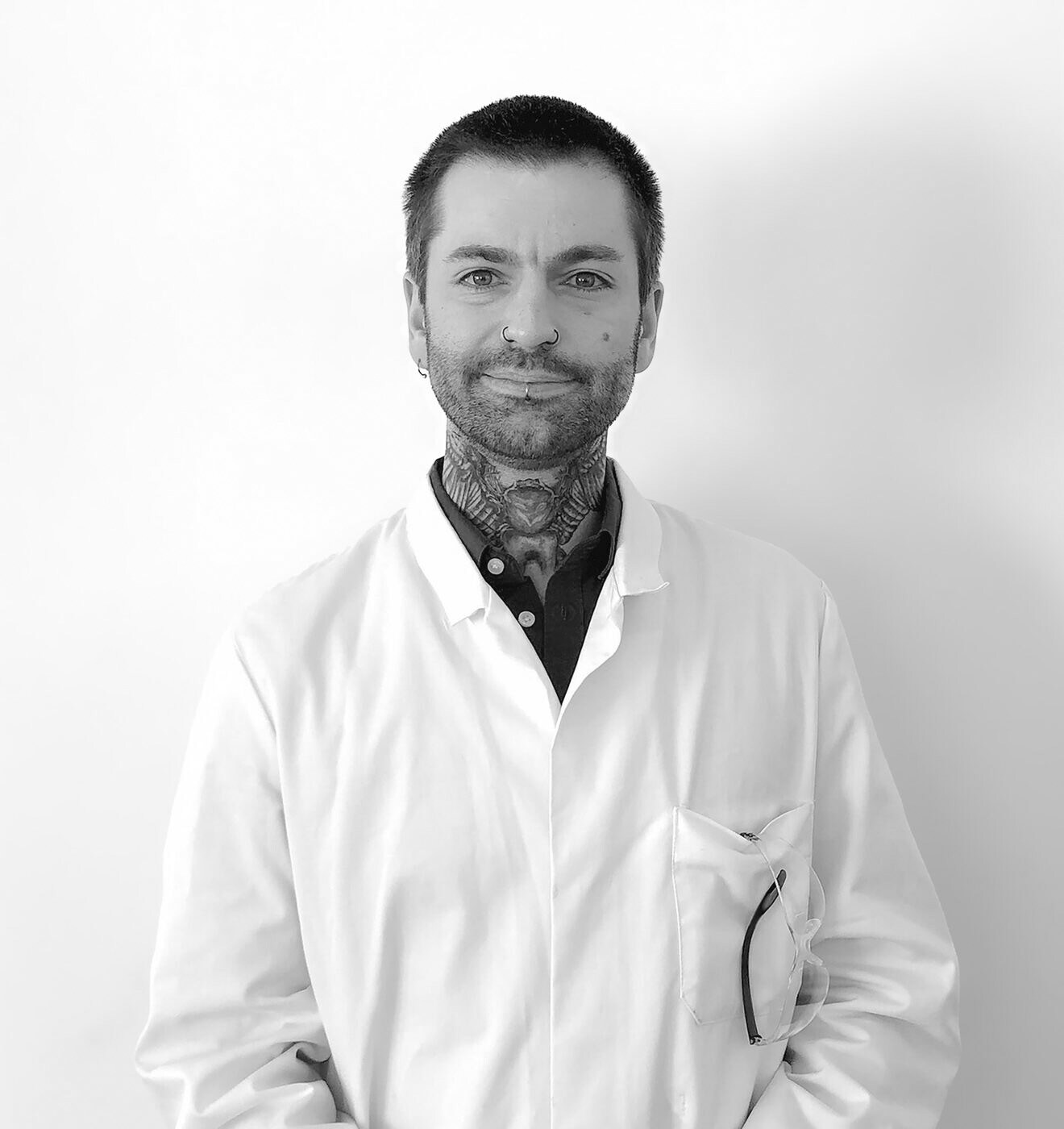 Dr_Adrian_Monteleone_3_2_25c4ab2ea3.l